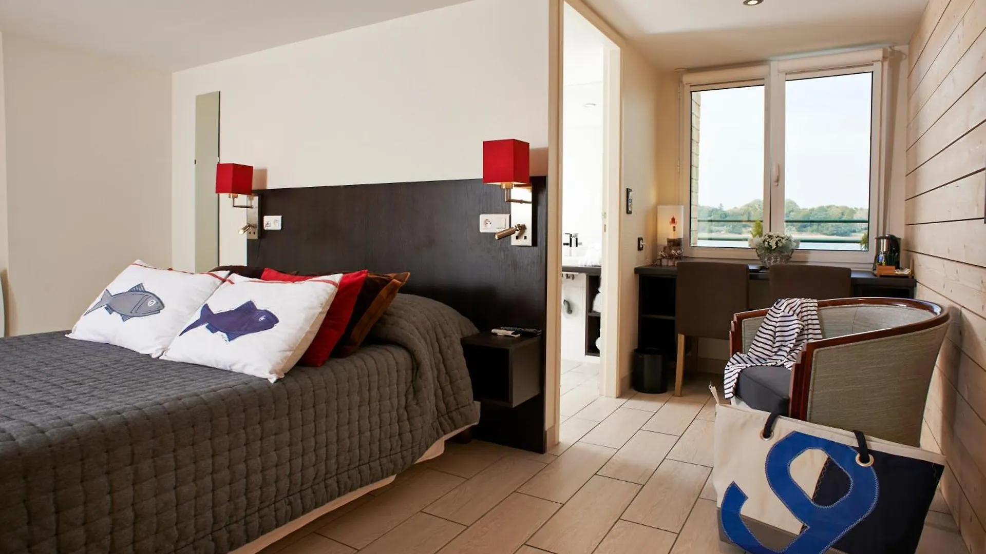 Logis Hotel De La Pointe Du Cap Coz Fouesnant