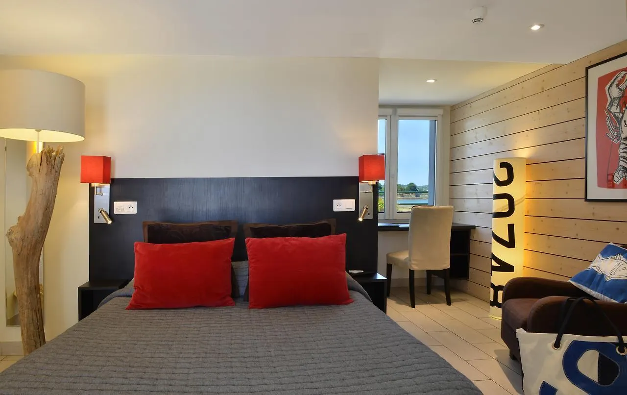 Logis Hotel De La Pointe Du Cap Coz Fouesnant 3*,  France